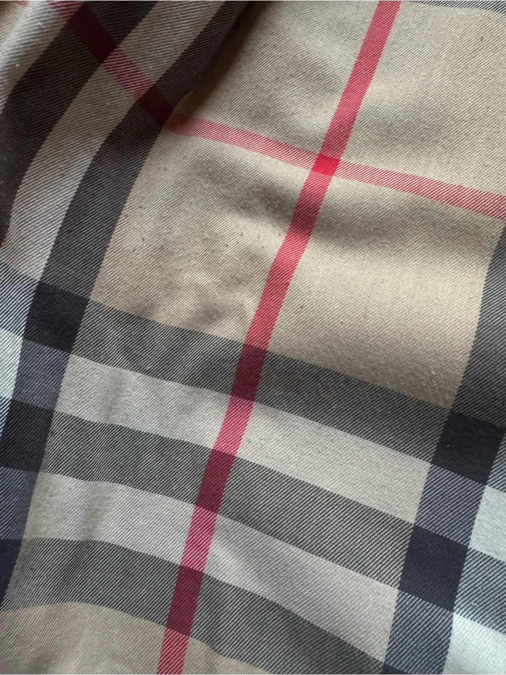Burberry stunning kensington